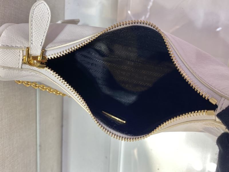 Pra*a hobo bags